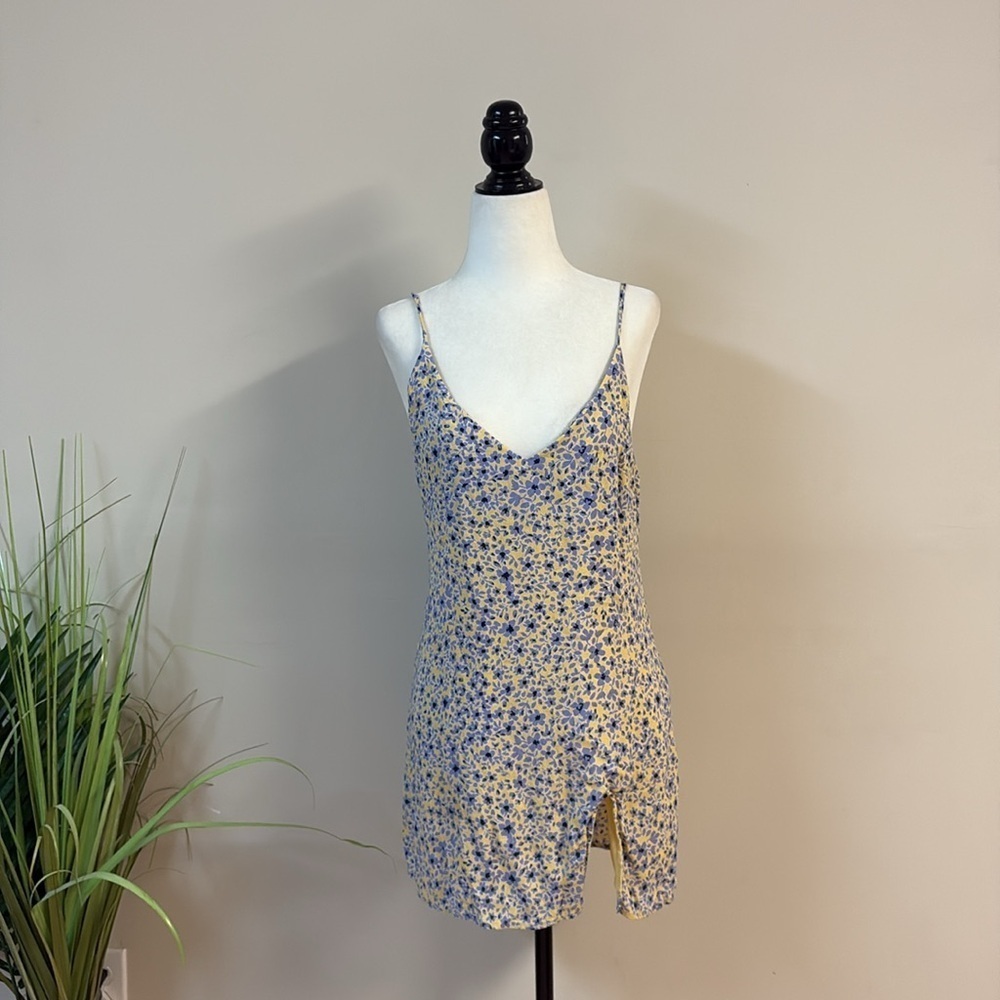❤️Skylar+madison Floral Spaghetti Strap mini Dress size L - Picture 4 of 5